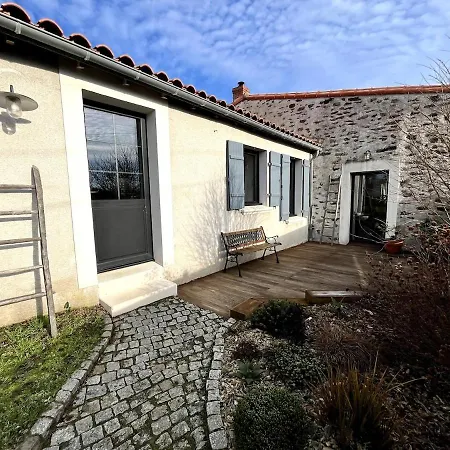 Prázdninový dům Divatte, Belle Maison 8 Pers En Bord De Loire *
