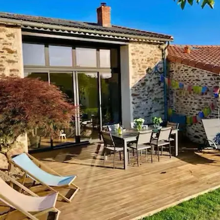 Prázdninový dům Divatte, Belle Maison 8 Pers En Bord De Loire